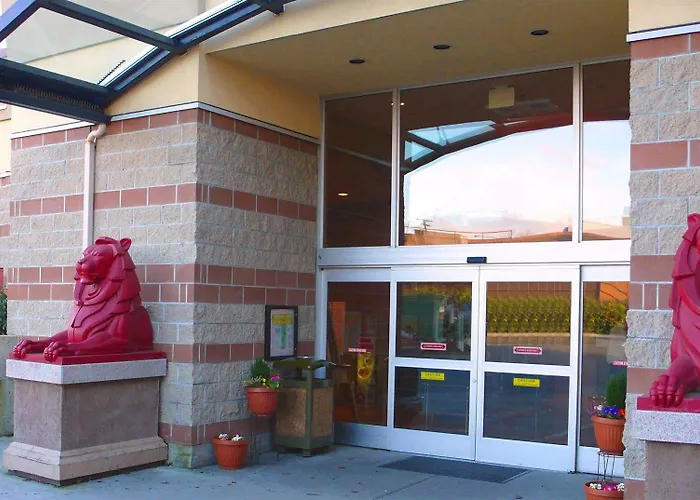 Red Lion Inn And Suites Victoria