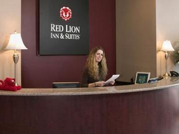 Hotel Red Lion And Victoria Saanich